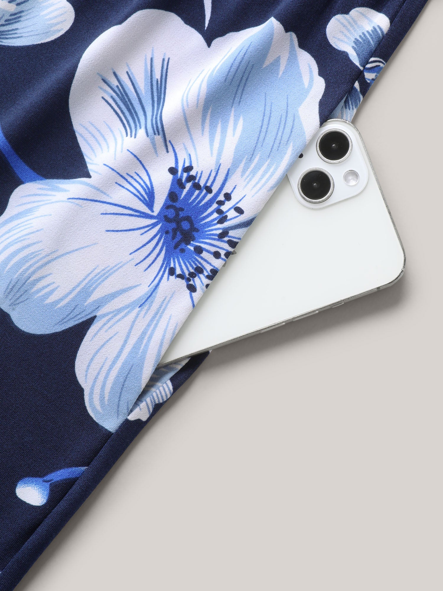 9266c2d2-b7cc-4325-96cc-b2d9a3bad6dd