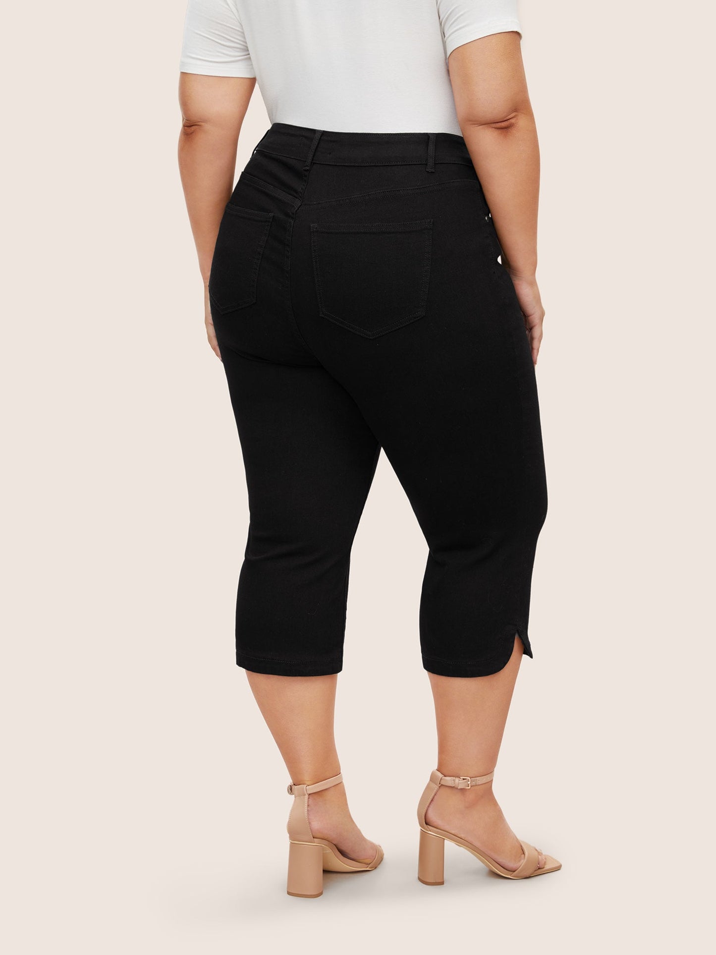 5f6008ce-efe2-4384-baf9-600810cbd941