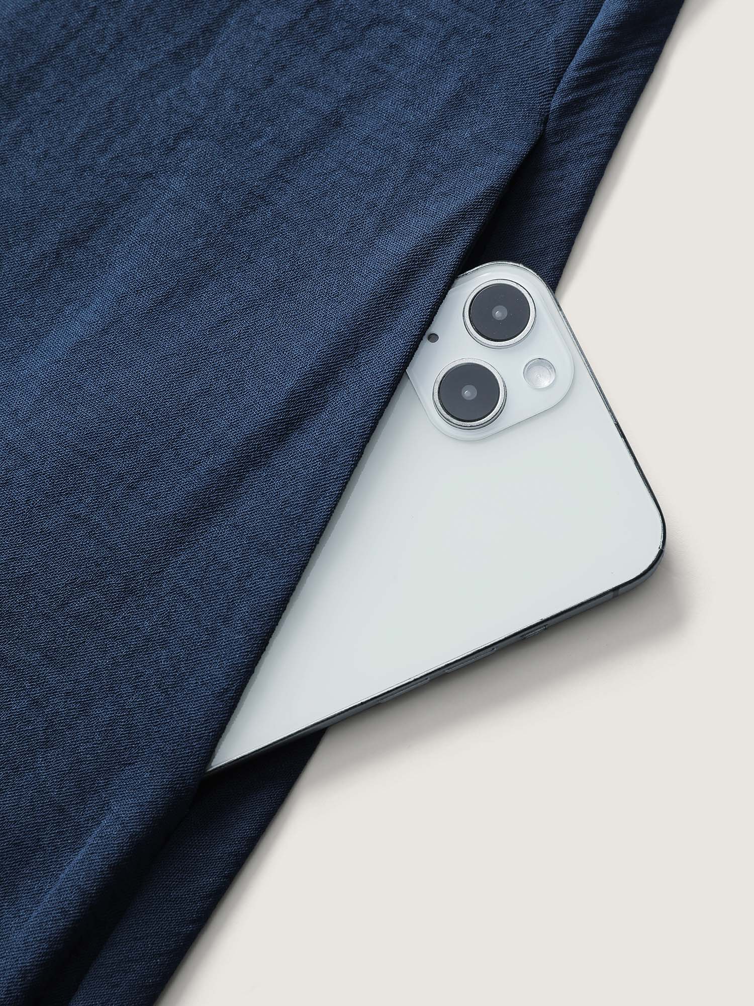 de8f1752-7bcf-4e0d-bc82-0300eb42e681