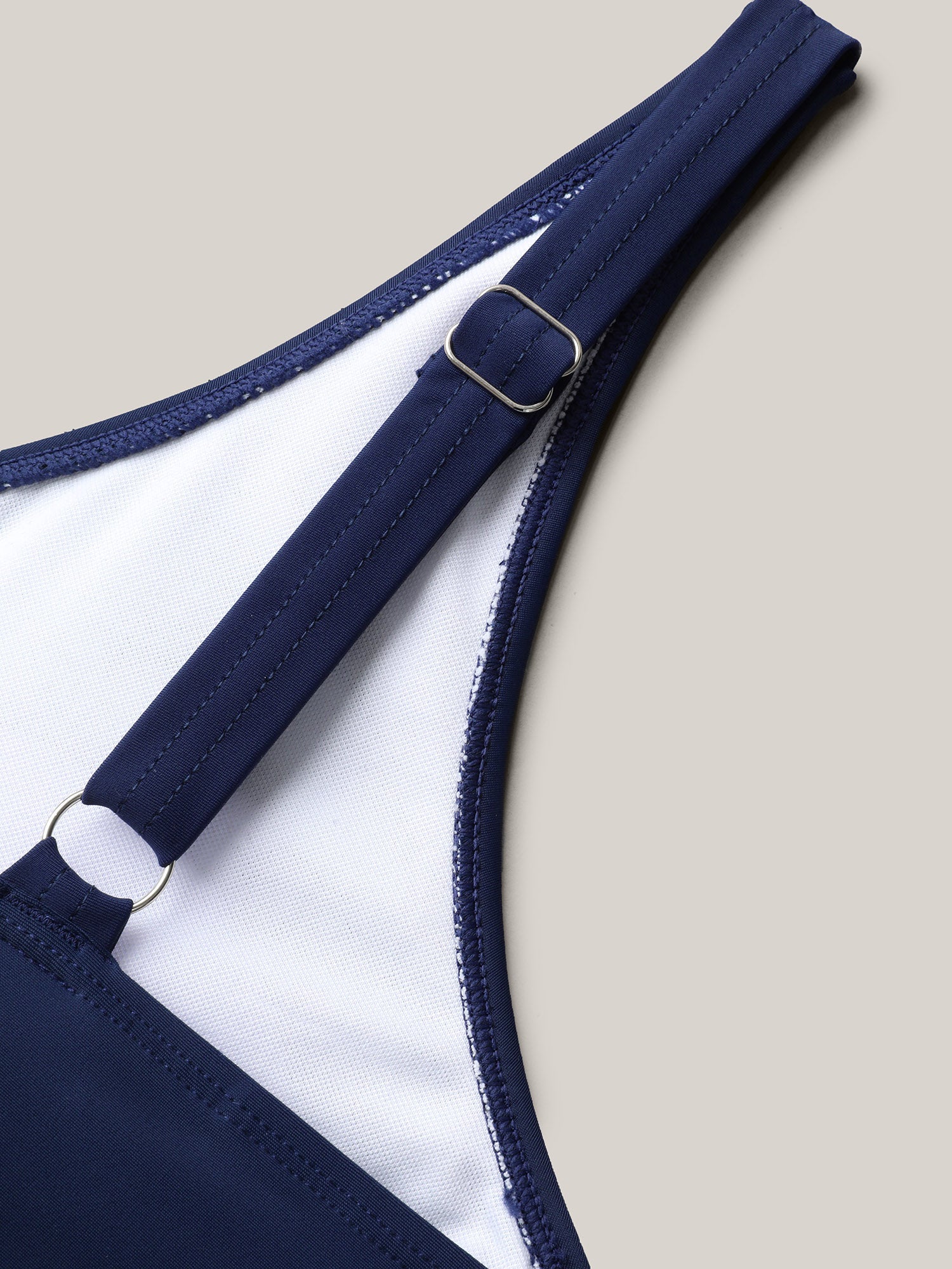 5497d8db-89fe-496d-8318-7b885fead8a8