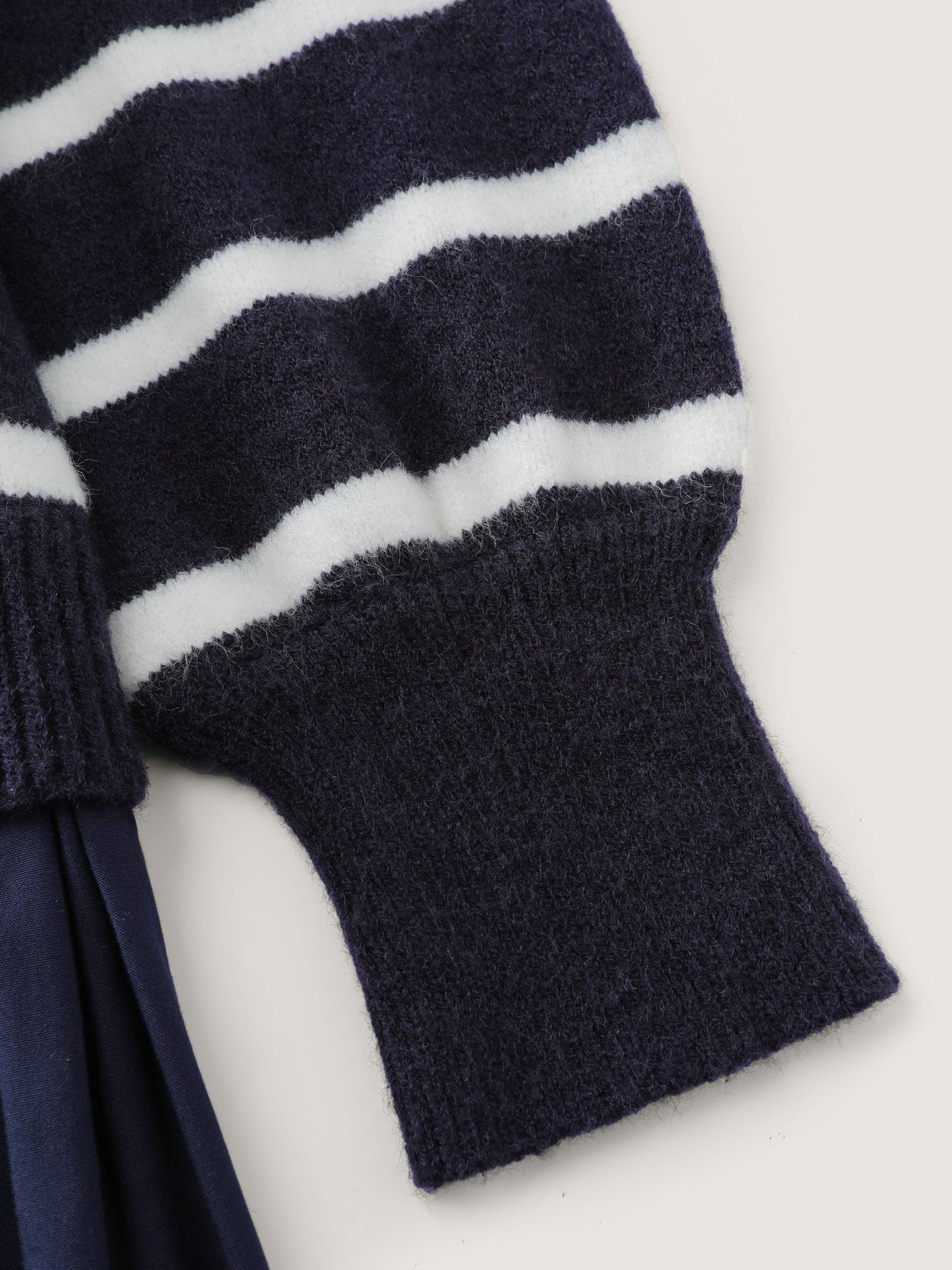 551495de-8ed4-4ab8-8f1a-7ca619d1b50a