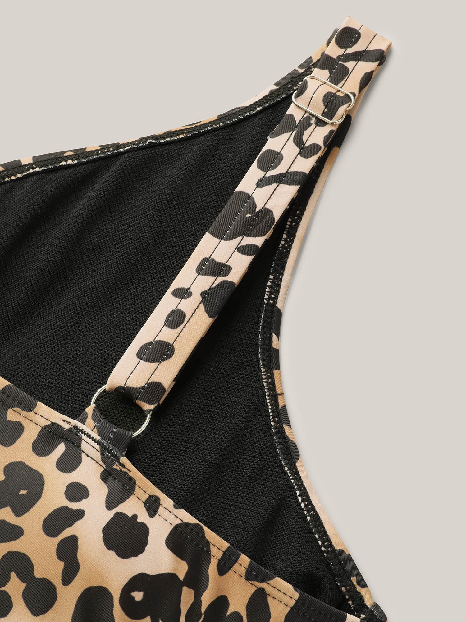 f65998ba-08e9-4a78-9756-b0f6cbaf9d9d