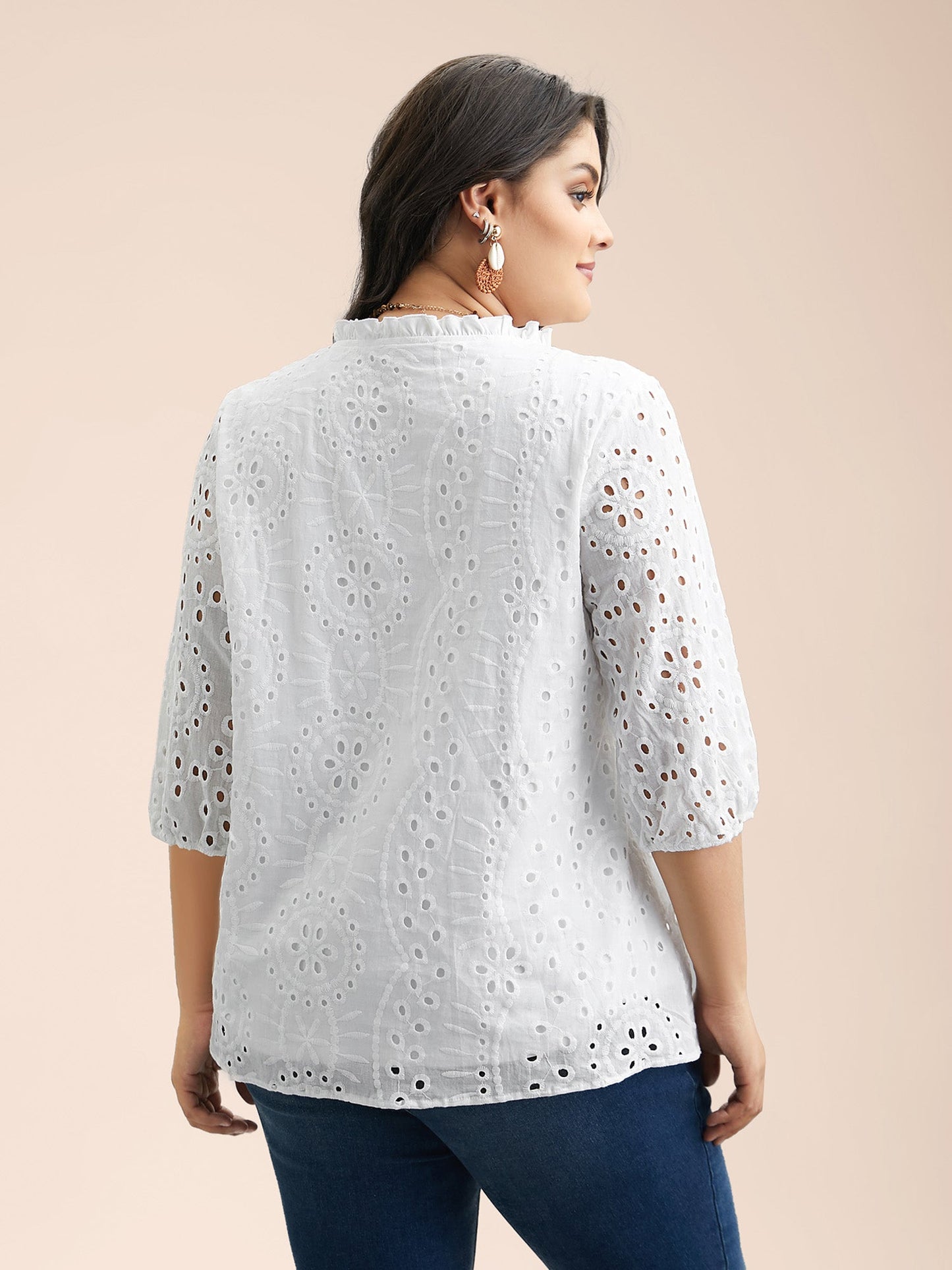 f54bb209-aa5c-4539-beec-61e5d41d4d93