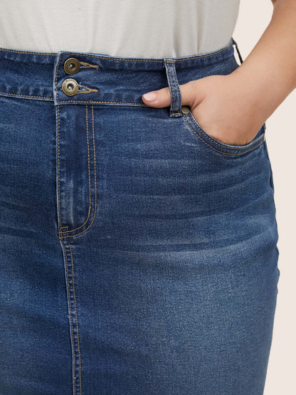 734b070c-0f19-4a6d-8c1d-21132ce8b967