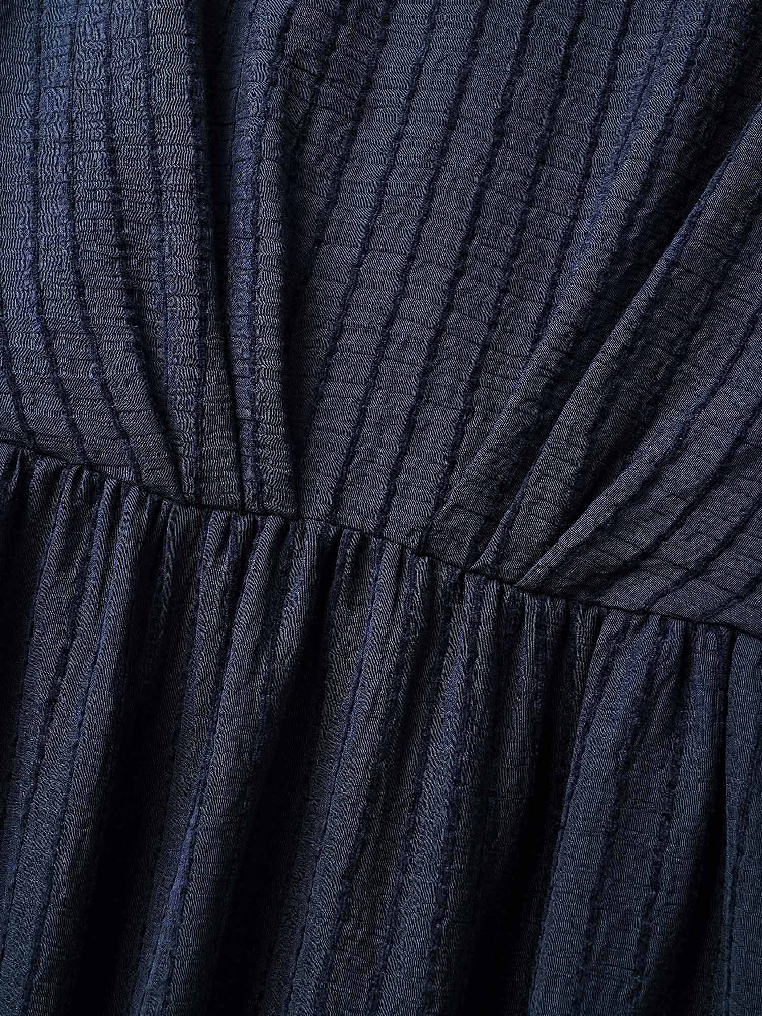 f663ddbe-bb70-43bf-9683-9b8a458b6f9f