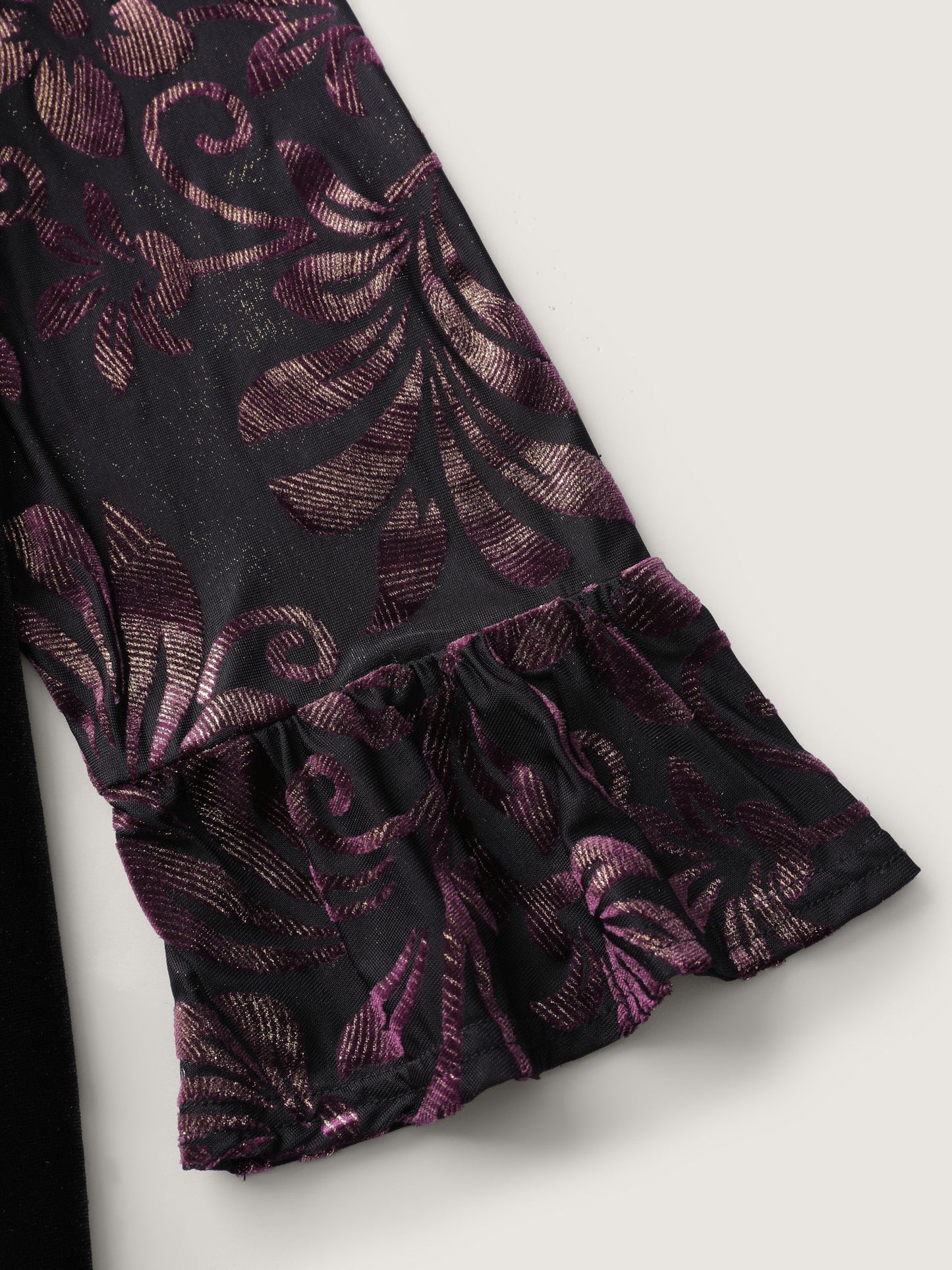 f7aed0c0-b148-46e7-b5cc-287fc5ea2422