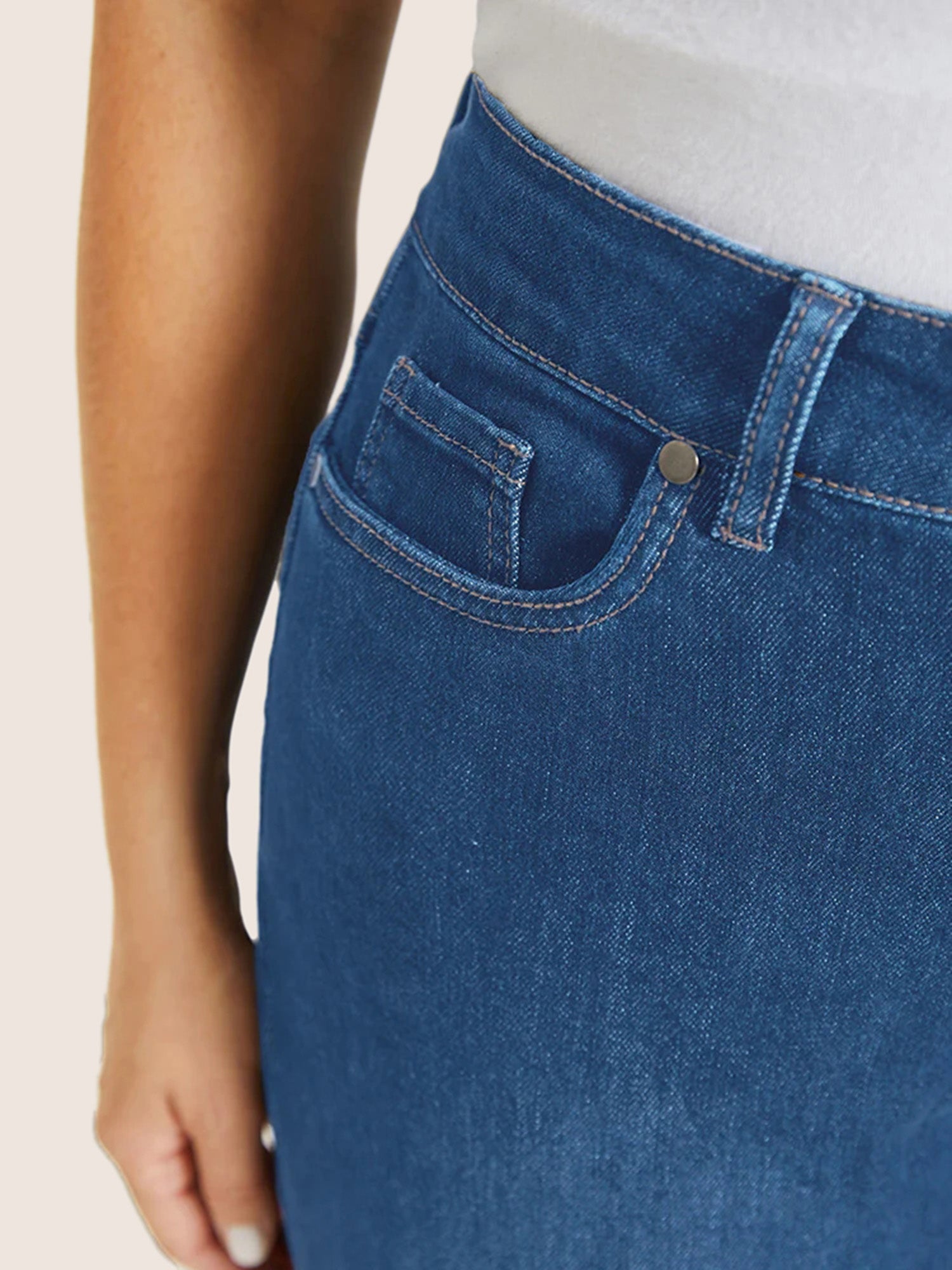 8bc06dd7-b6c6-426a-bca8-55cf2bd38154