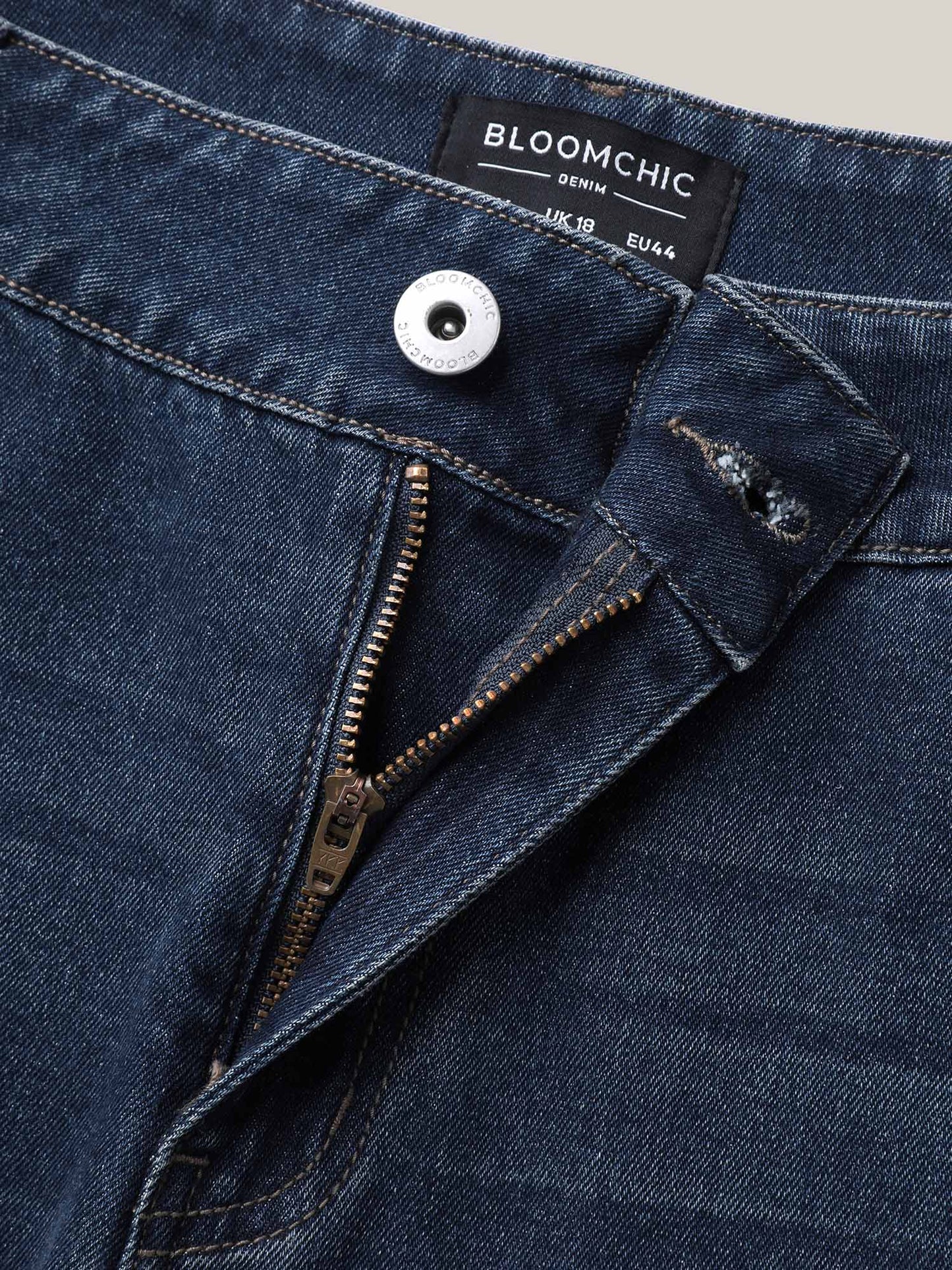 6bbfc79a-c322-4878-883e-8da2e5091c8e