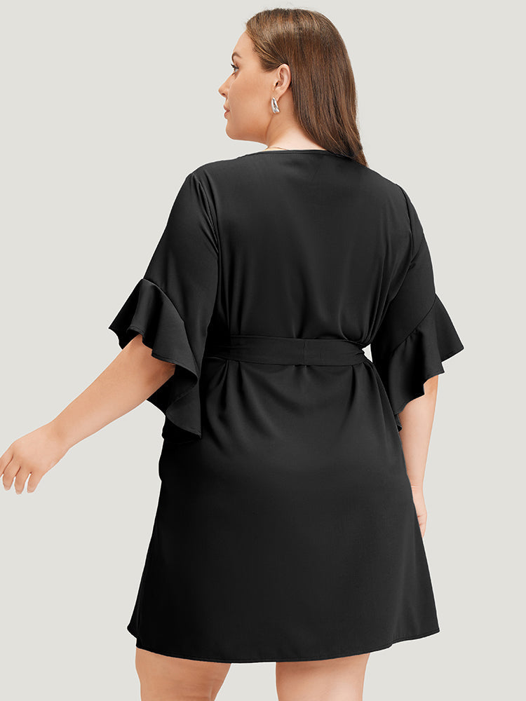 Anti-Wrinkle Solid Ruffle Sleeve Belted Pocket Short Dress