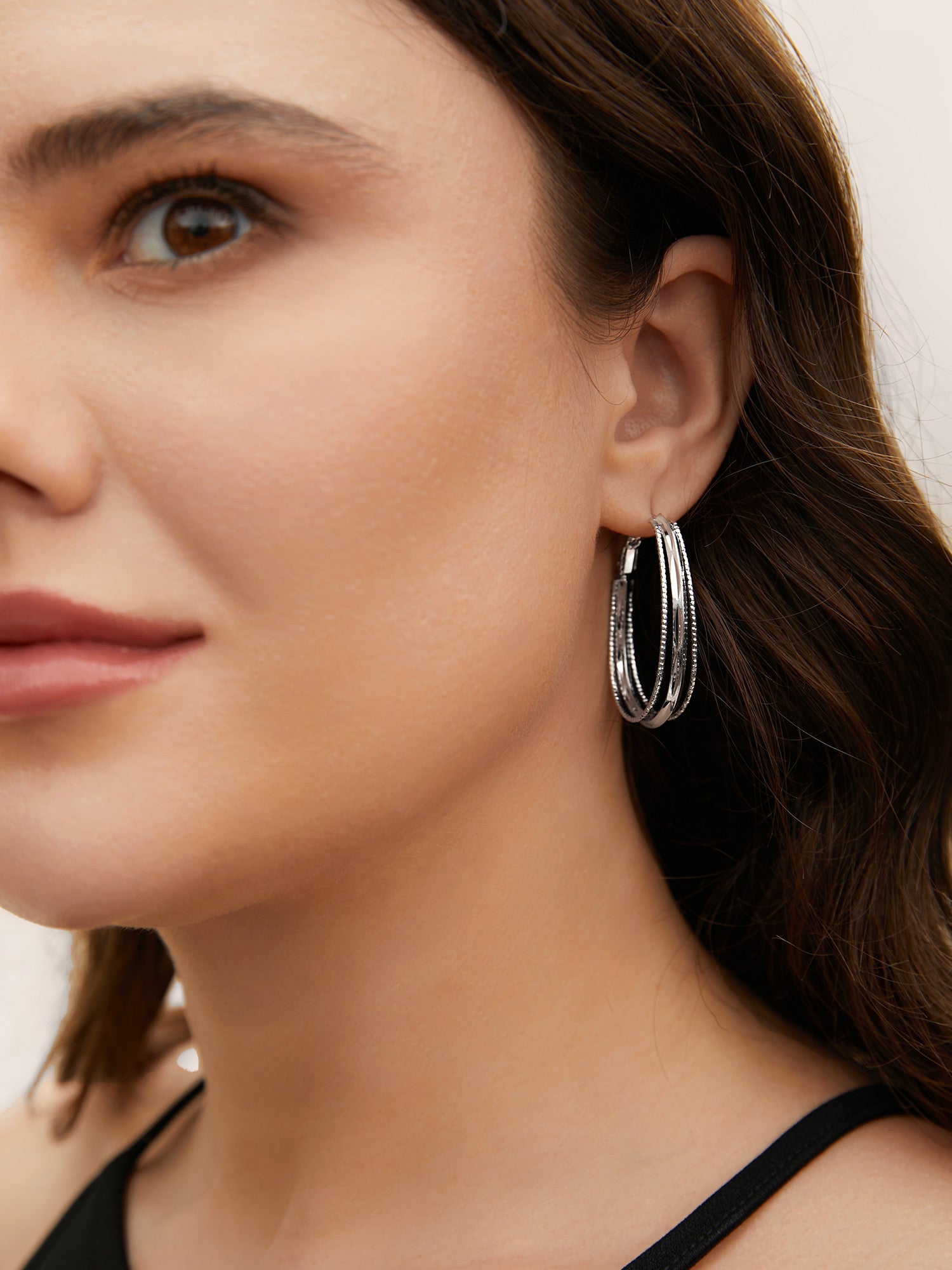 c2ff2b63-8653-41df-8959-2048f99bf33c