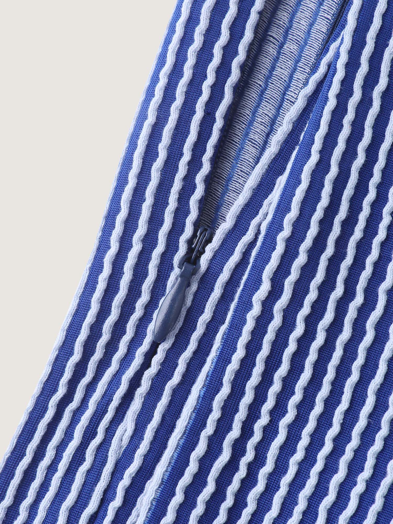 1f0f3319-42b7-4571-85d4-e1436dda274e