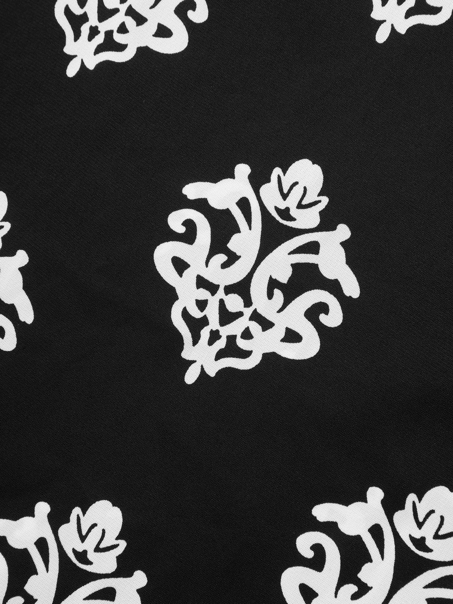 5deb2bee-41b8-497d-9582-77c17318cfa7