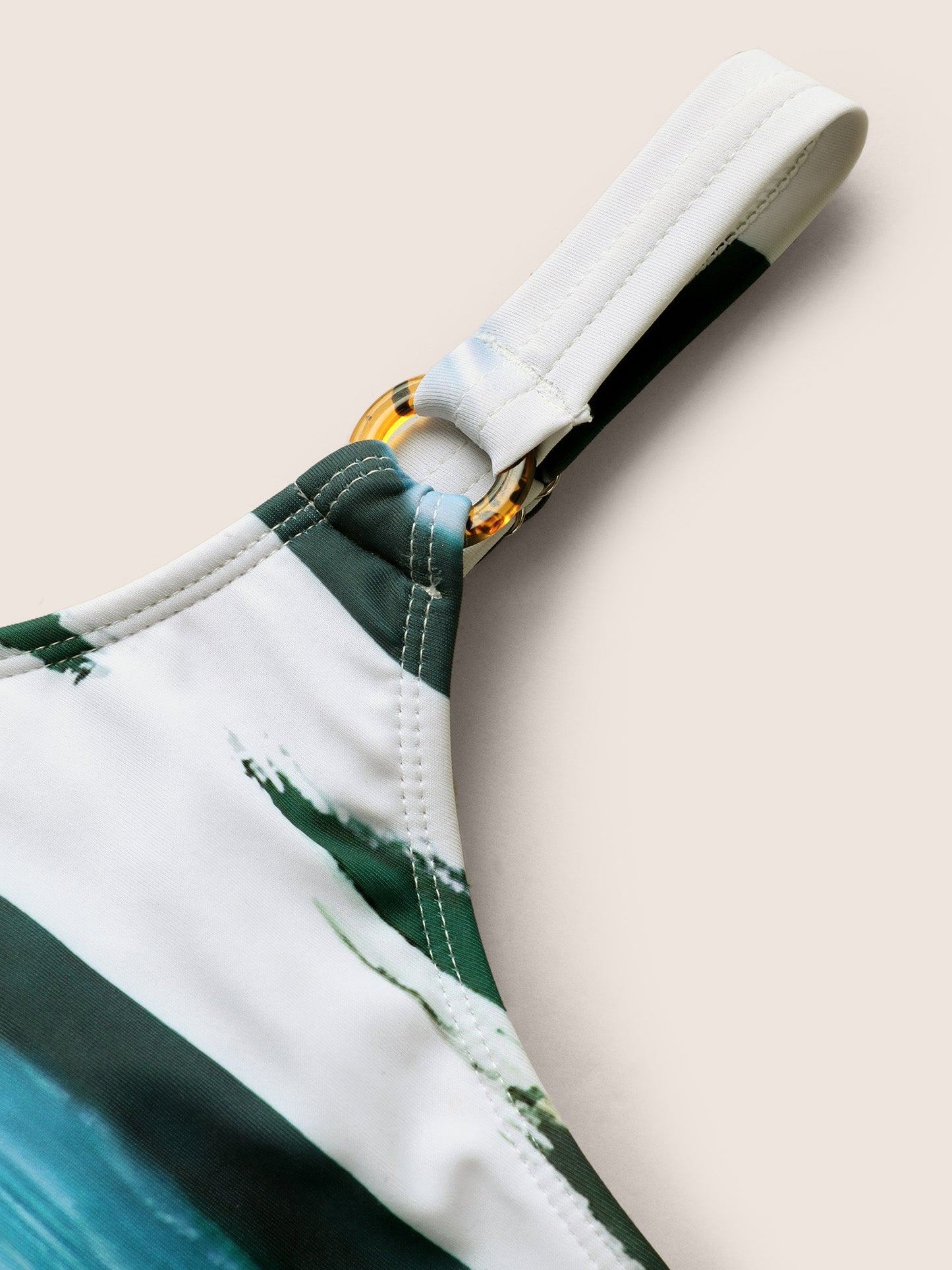 f0506739-1fdd-451c-8f12-ef458765d6f4