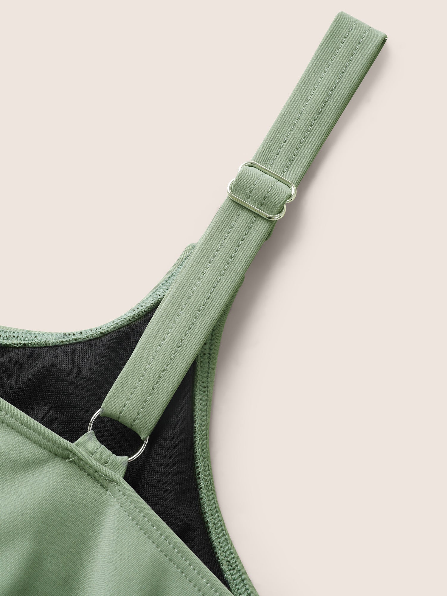 6d33e001-9baf-404a-88ec-6d8739f55a6d