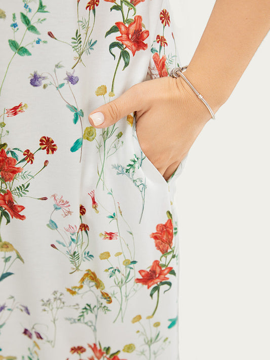 Floral Print Pocket Crisscross Neck Flutter Dress