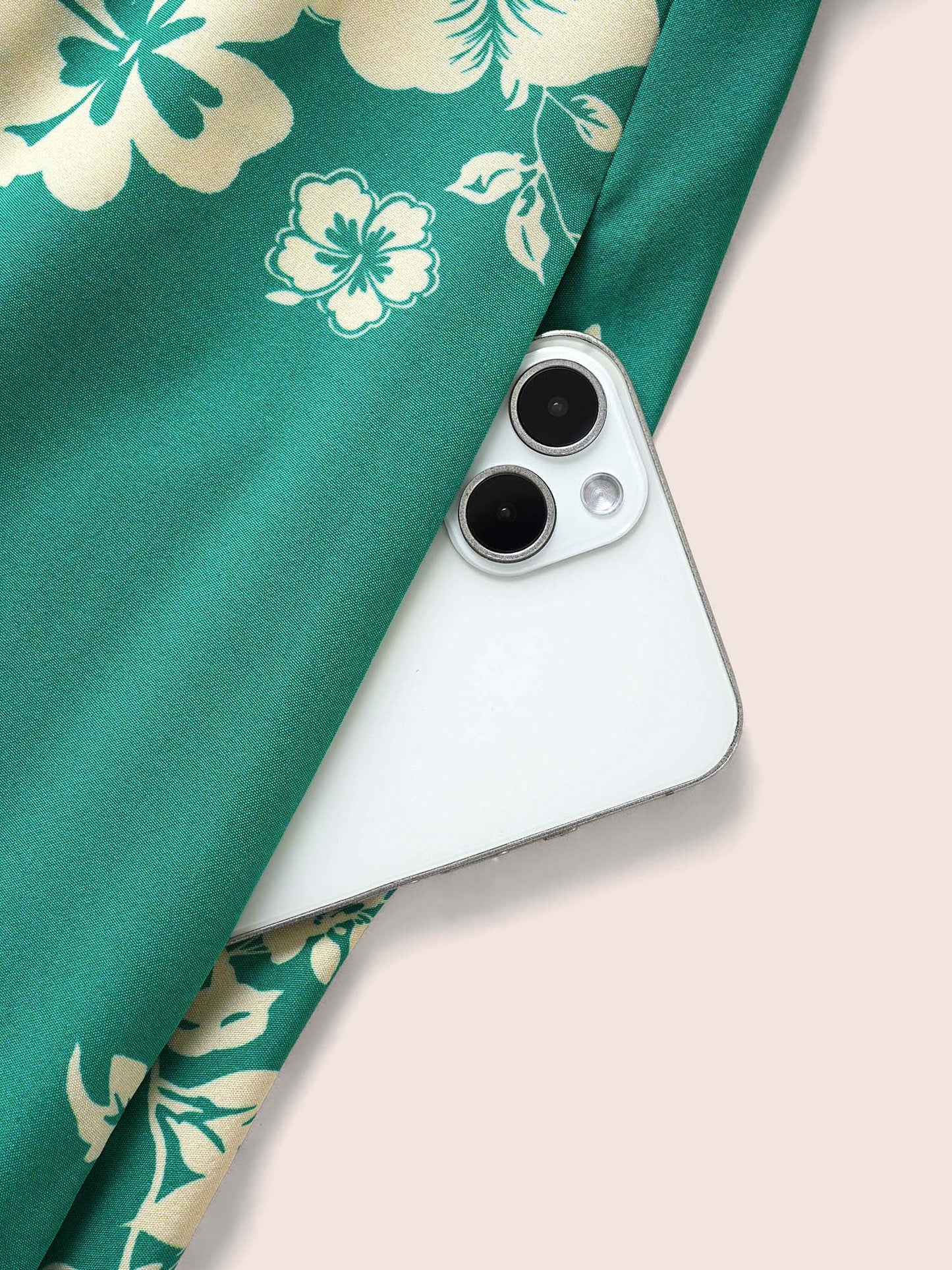 8fff89ff-873e-4546-bfcd-8909bf884e4b