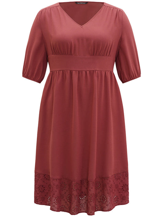 Plain Elastic Cuffs Pocket Laser Cut Dress