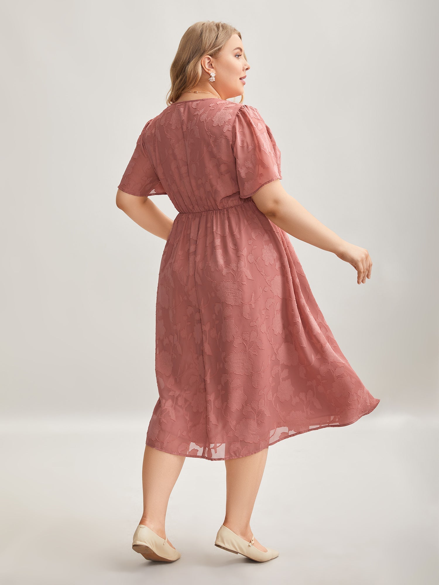 9d192364-b3b5-4792-a328-b31c817e162e