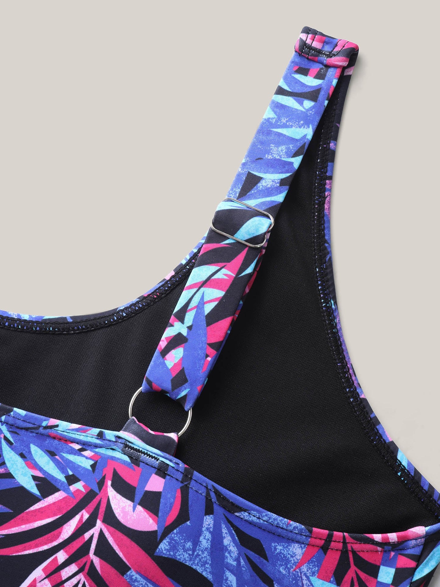 ecc8bb8d-5a2f-4b1e-b322-537cfdfadc11