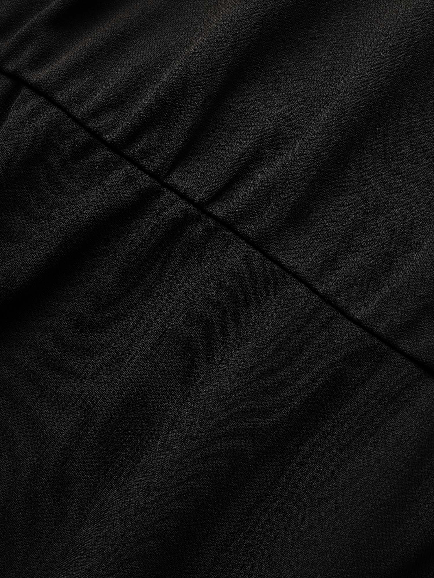 fe4e854e-4fea-48ab-a295-91be8718dff2