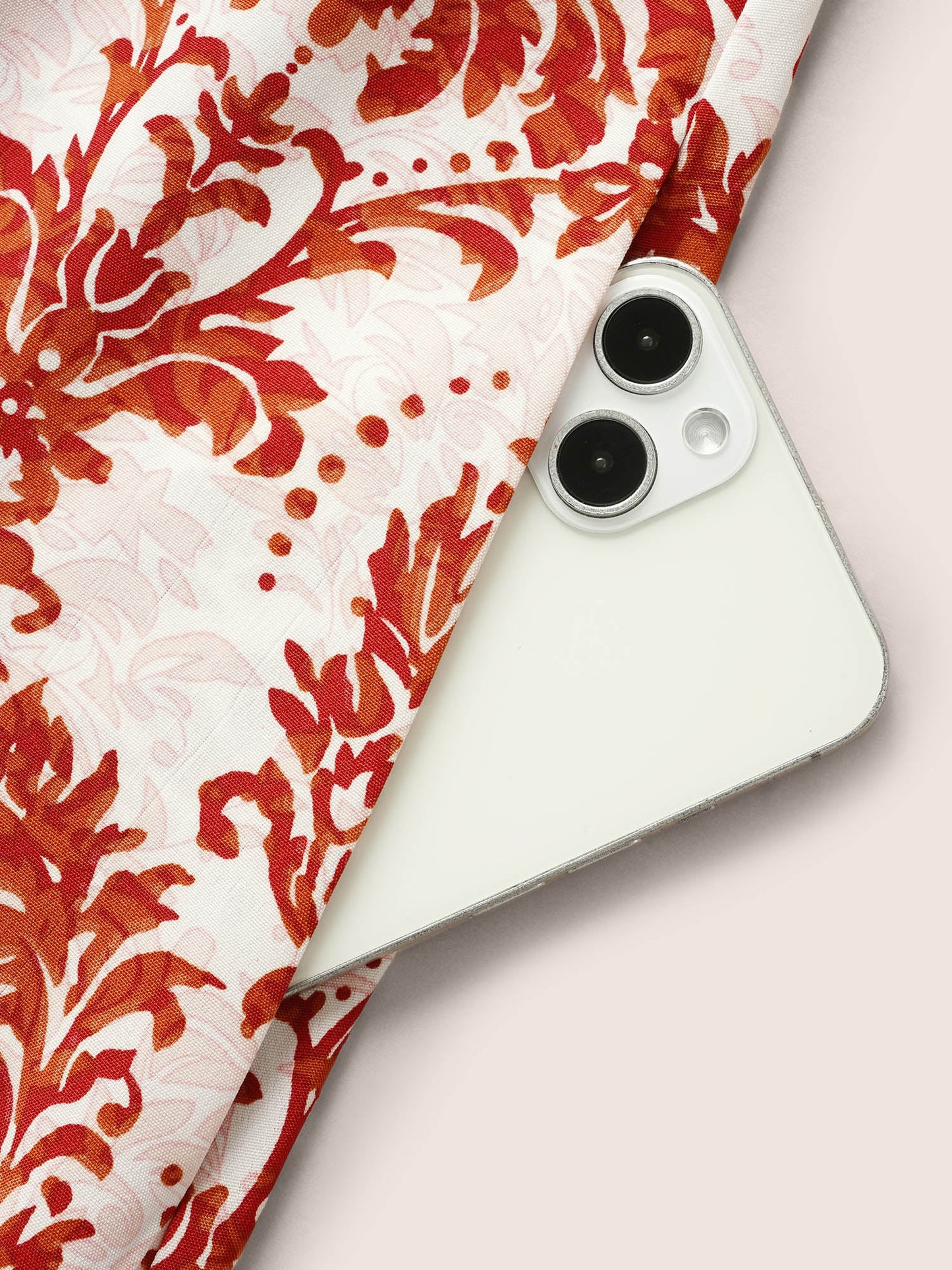 f3e7eb28-99d6-42f4-a975-2d09e95bbbb9