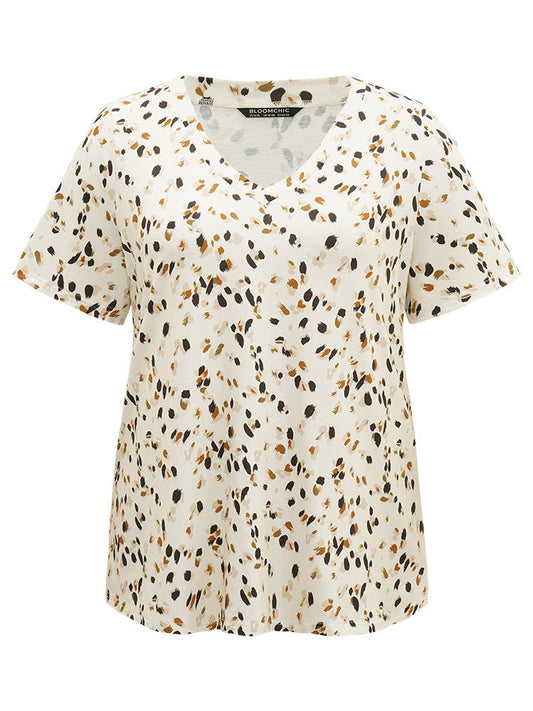 Allover Print V Neck T-shirt