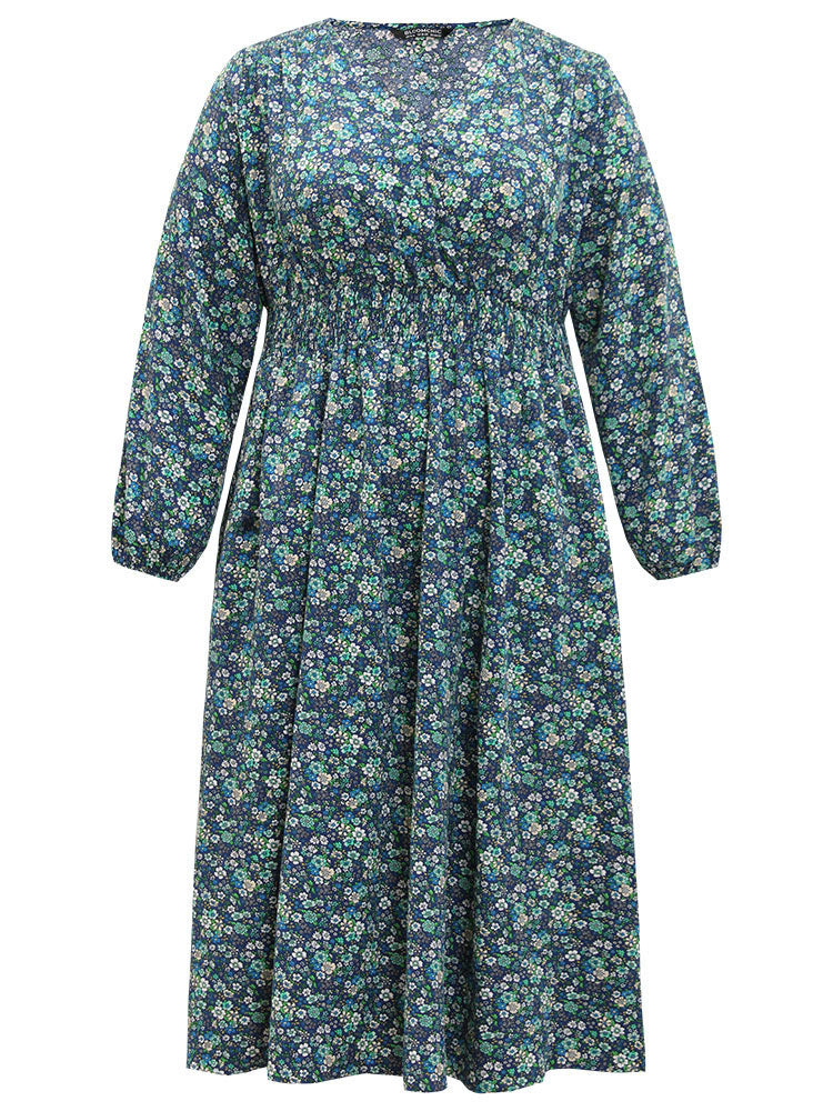 Ditsy Floral Wrap Shirred Pocket Lantern Sleeve Dress