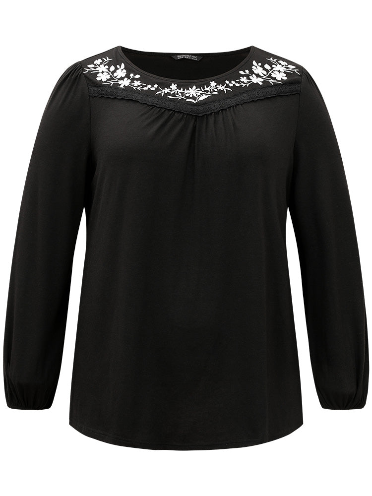 Floral Embroidered Gathered Elastic Cuffs T-shirt