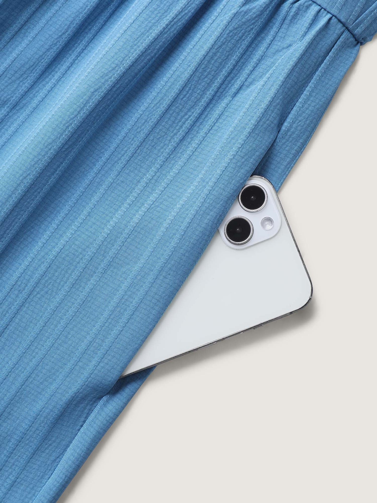 4b37040e-97bc-464e-a2fc-360b04d88002