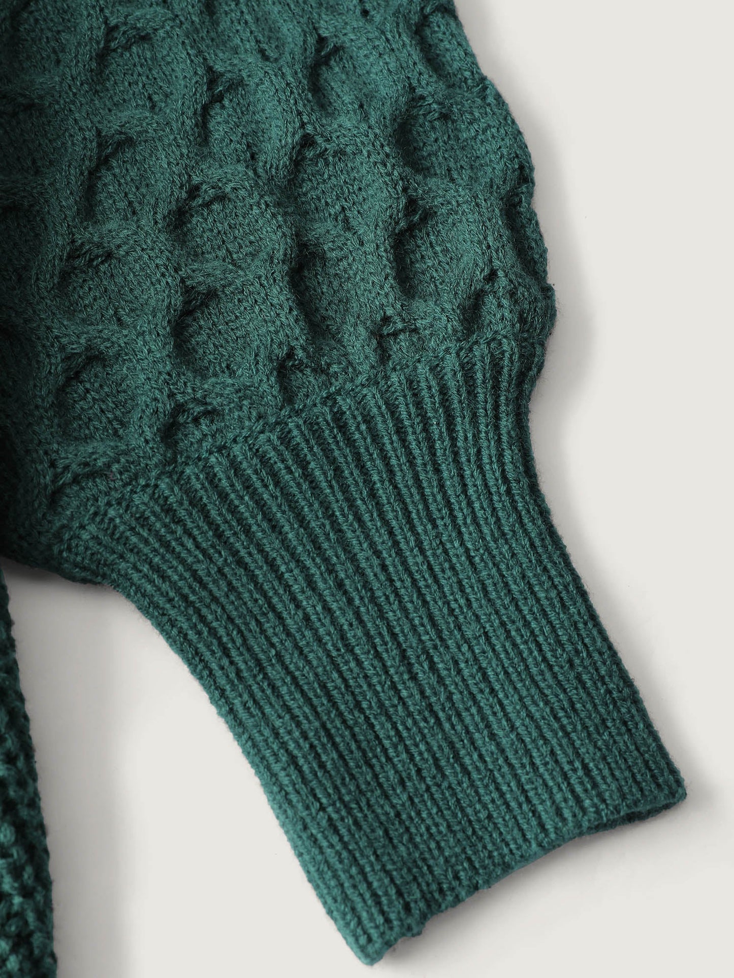 70cd6584-9fea-40a8-afb0-b6e0c32d936b