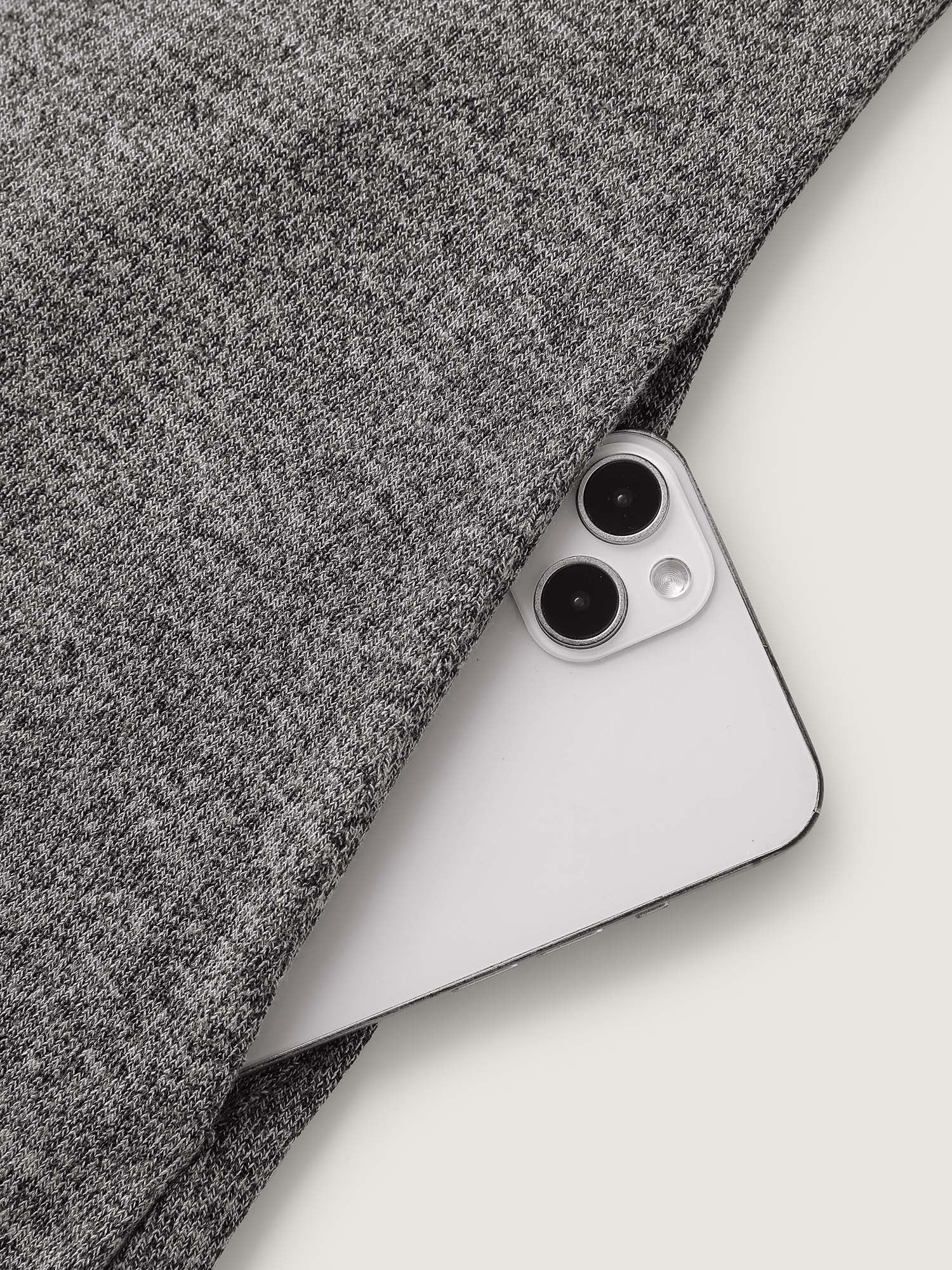 2d6e28fe-3636-4de4-bd6a-e3670174e061