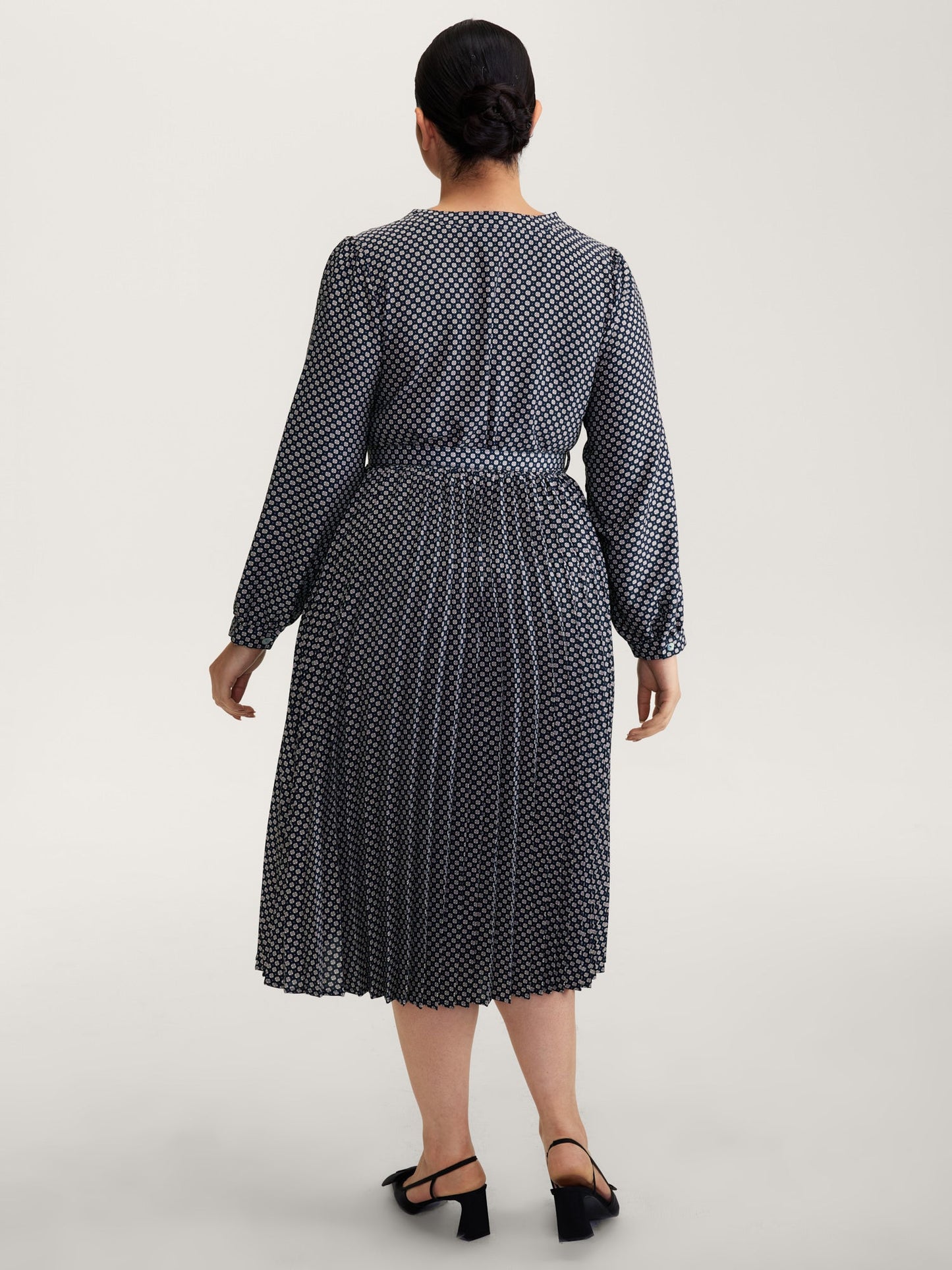 782a75f1-08ee-4cde-a9b4-b41f8c5a80cf