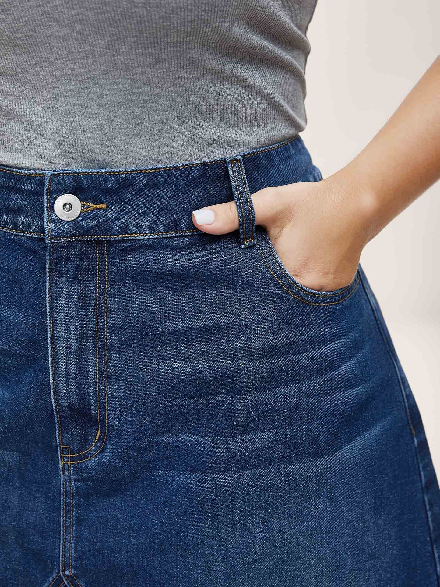 12bd03c3-900f-48ee-9338-46a5f141c307