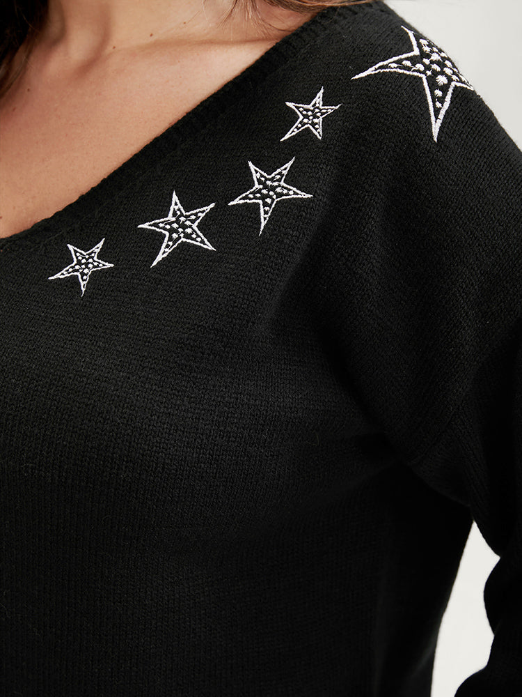 Star Embroidered Pointelle Knit V Neck Knit Top