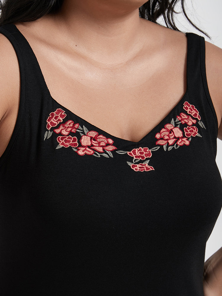 Plain Flower Embroidered Tank Top