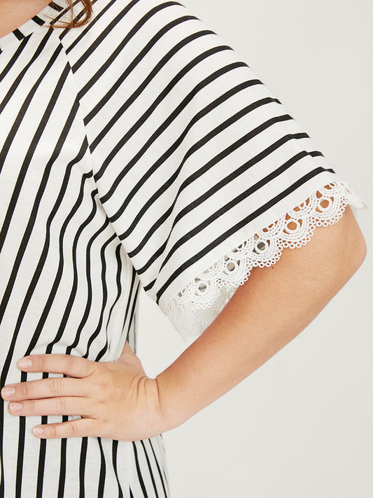Round Neck Lace Trim Striped T-shirt