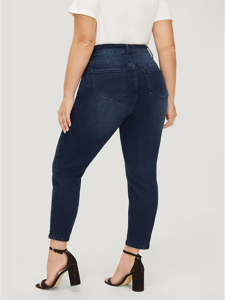 d7bdfb03-3c0d-4c30-b930-f9172a229355