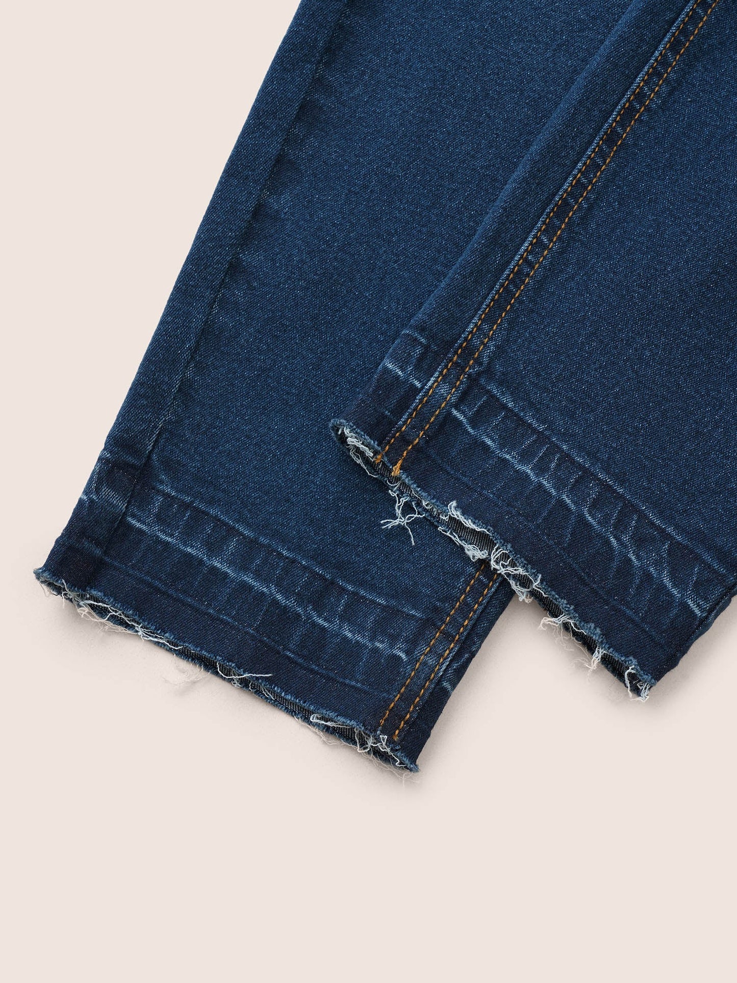 6296d599-4deb-497e-9b56-60320f51497c