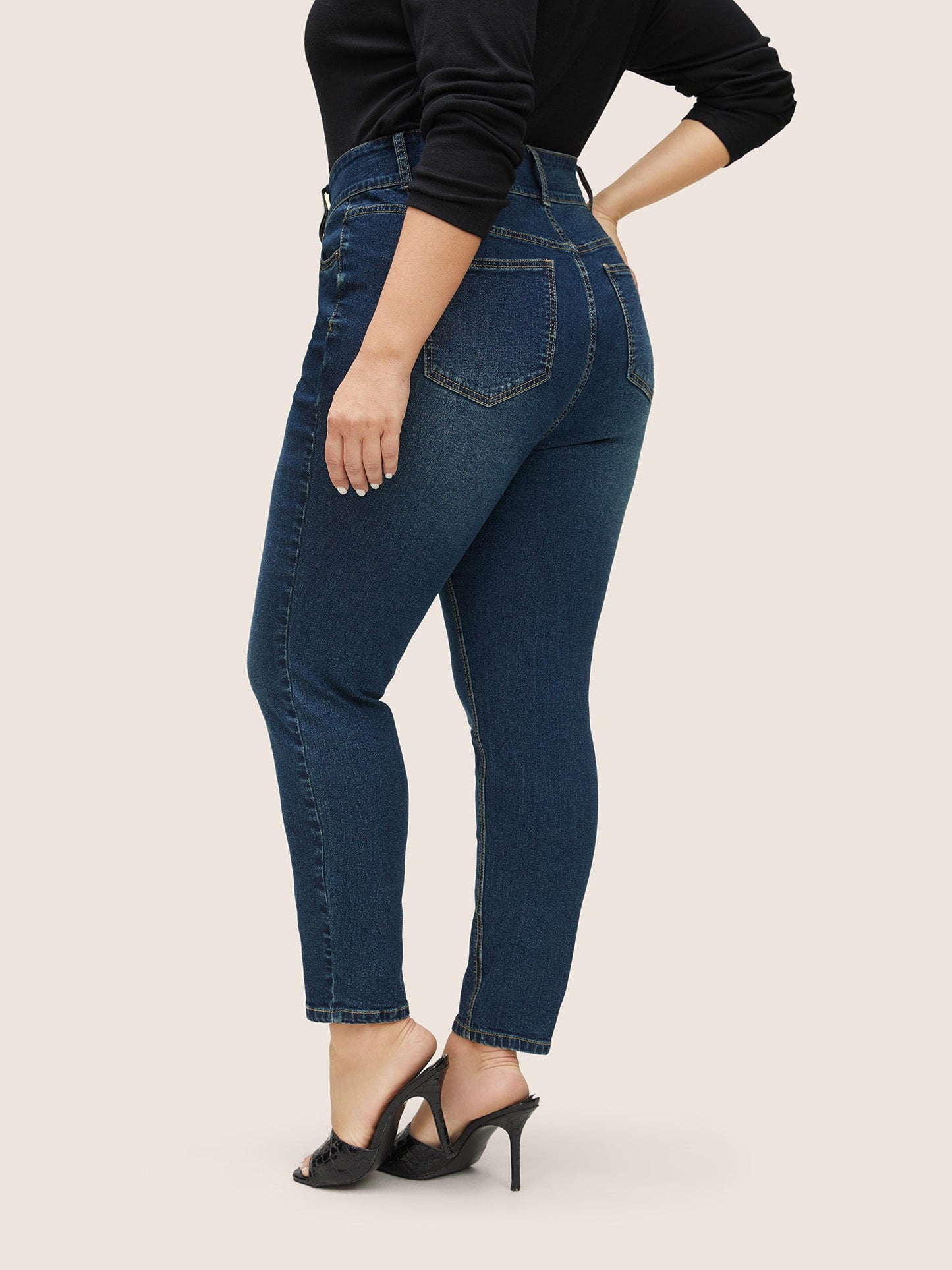 f162b815-078a-451f-8811-4c7ae0a969d8