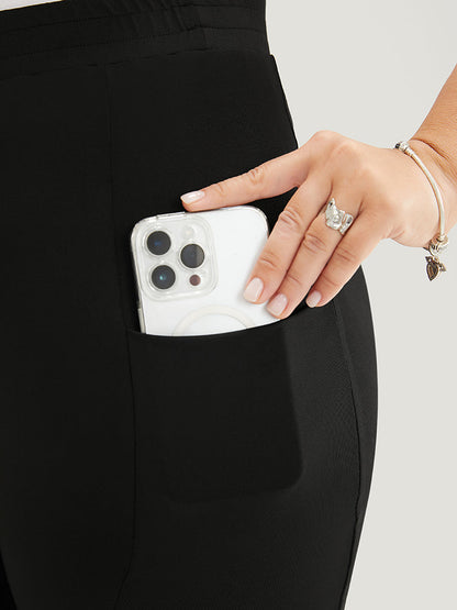 f6b857cb-53b3-4262-840b-8a536df7d5e7