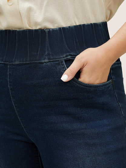 fe239098-7d53-4c2f-a887-c5a80f8fb50b