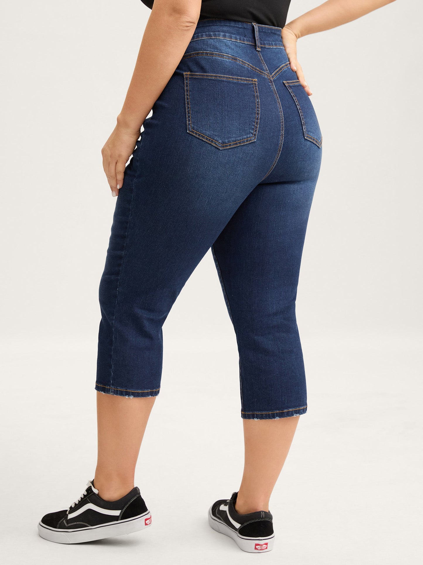 fe4a2c3d-edf8-4dbd-b3f8-6de682d7904c