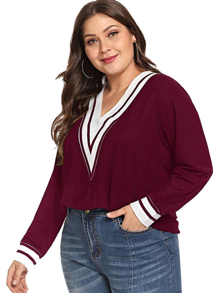 Contrast Color V-neck College Style T-shirt