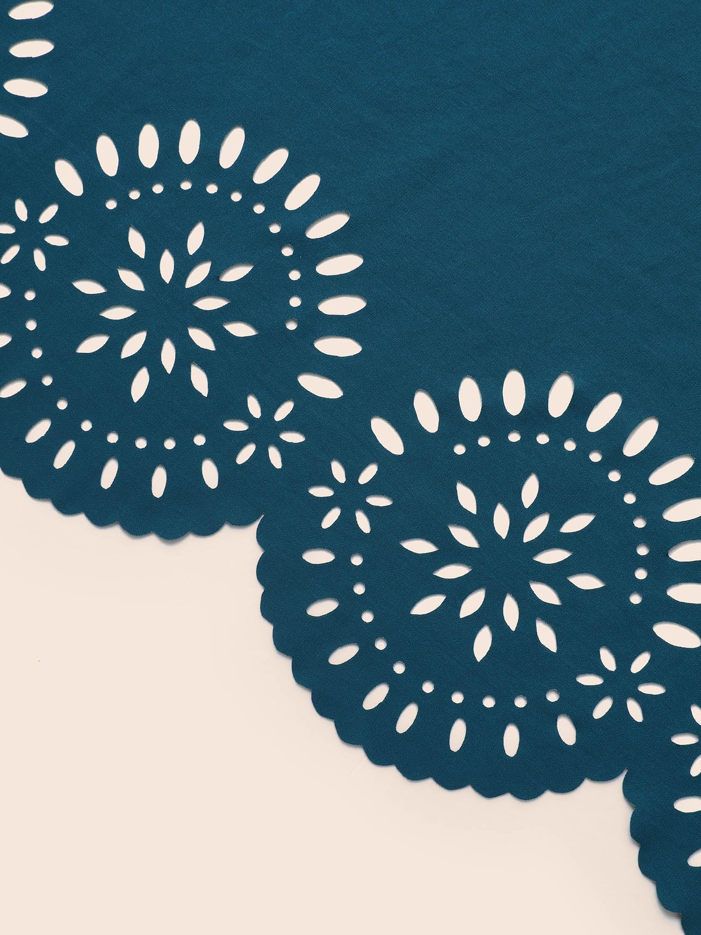 b686585b-4adf-4f2f-8927-baa2f9f22d2b