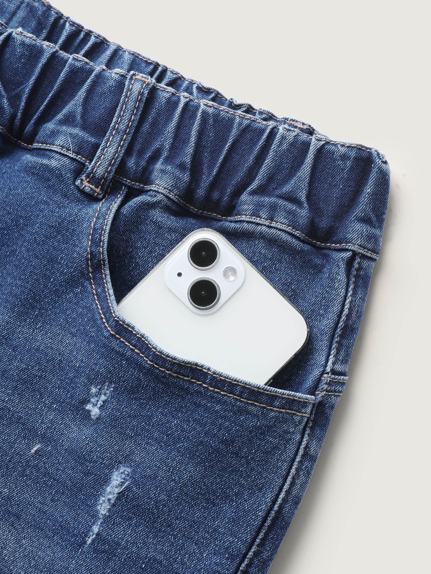 decfffb7-f824-4cbc-bd7b-def870bfcd44