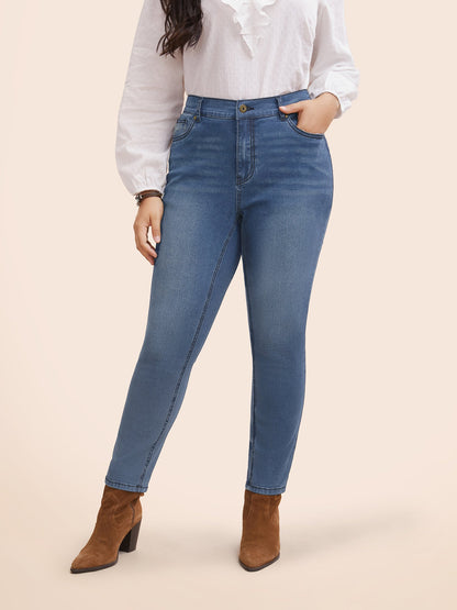 e0bbc2f8-bf21-488c-9ec8-b5276e95aafe