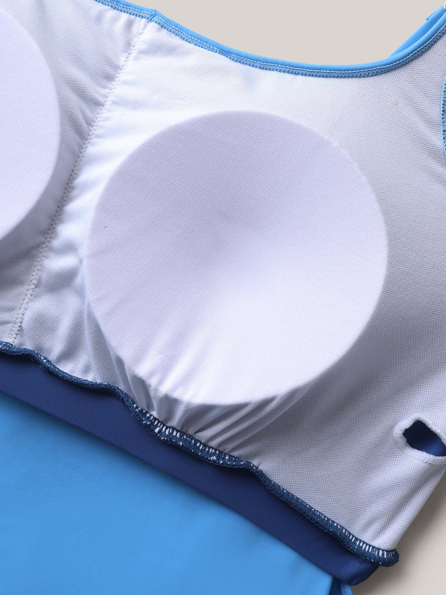 9b0b4db0-dc49-46d8-8be6-d8be70aba229