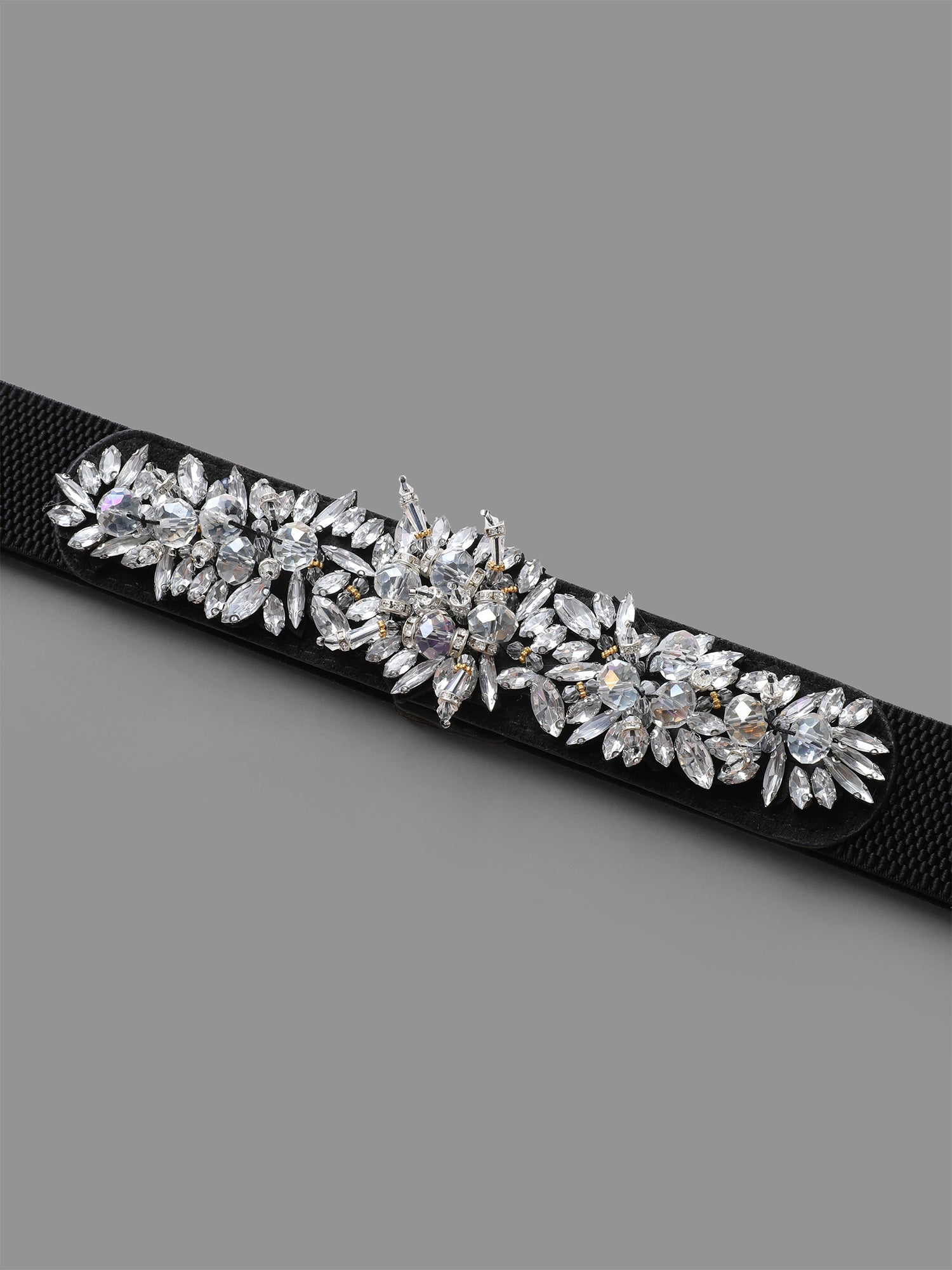 b5ad4f93-c405-443c-a0dc-8664c1aef677