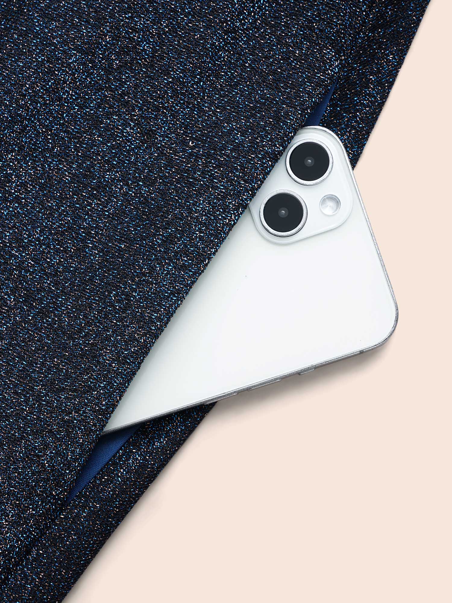 09d6f773-9c1e-417c-9835-861ea33e2de3