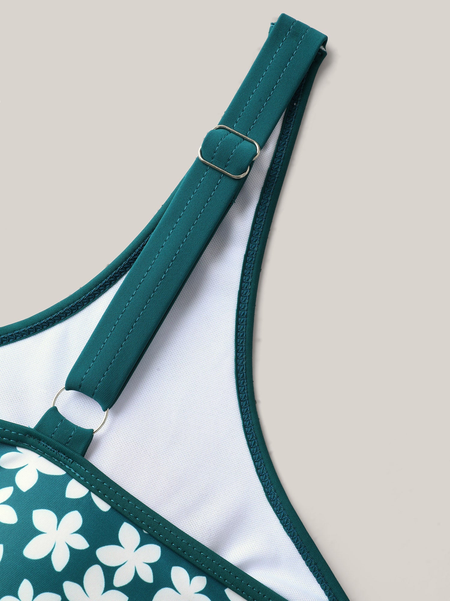 5f5561ed-cc08-43e0-9f06-602aa9b94718